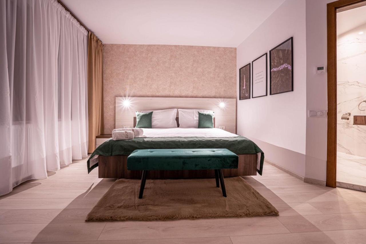 Roots Villa Sequoia Brasov Luaran gambar